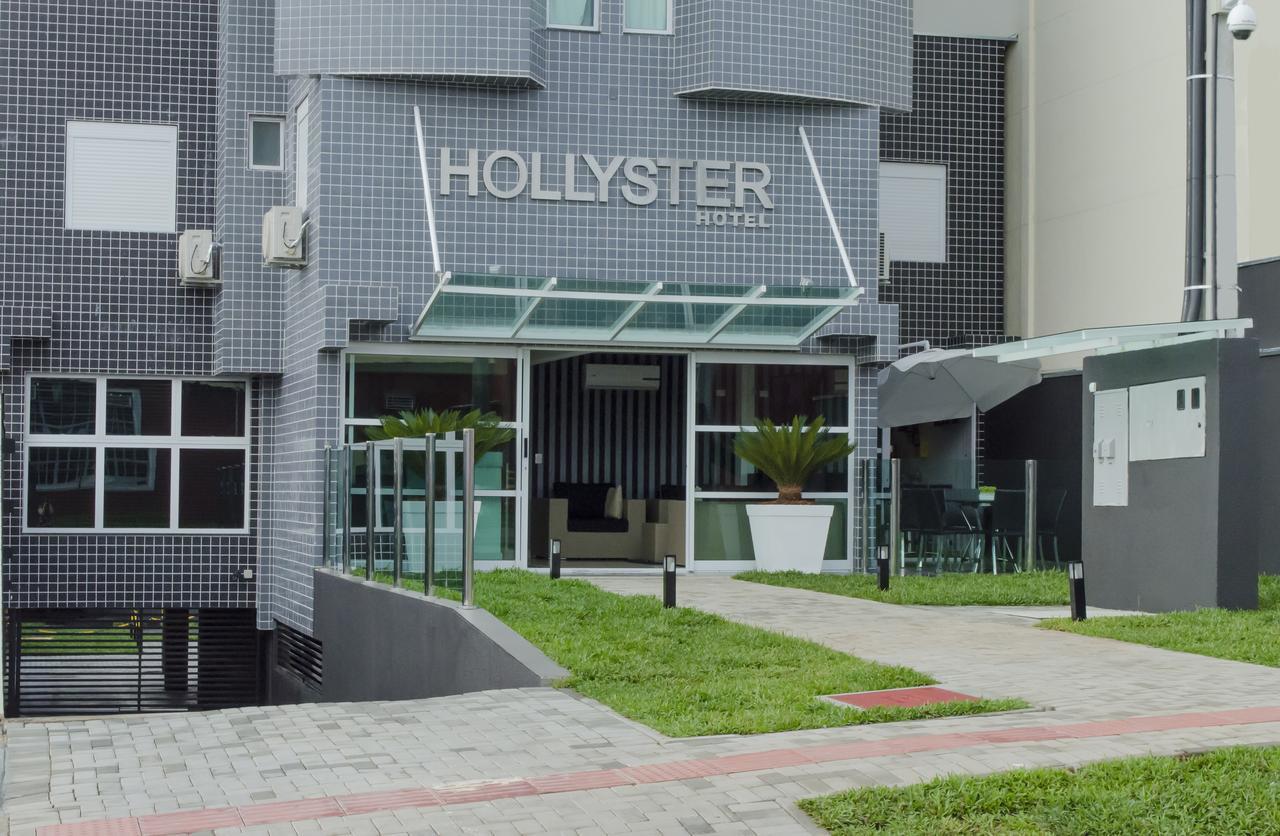 Hollyster Hotel 库里提巴 外观 照片