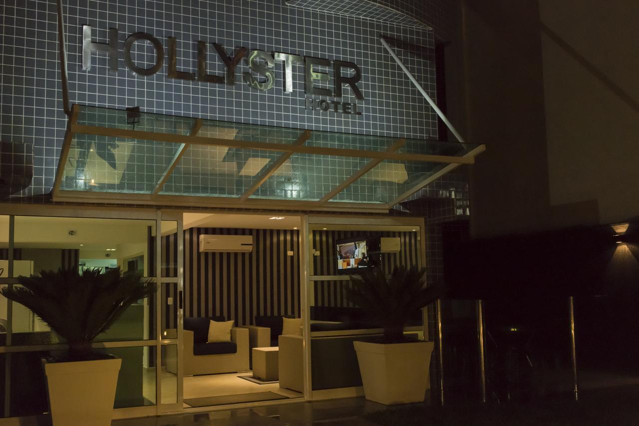 Hollyster Hotel 库里提巴 外观 照片